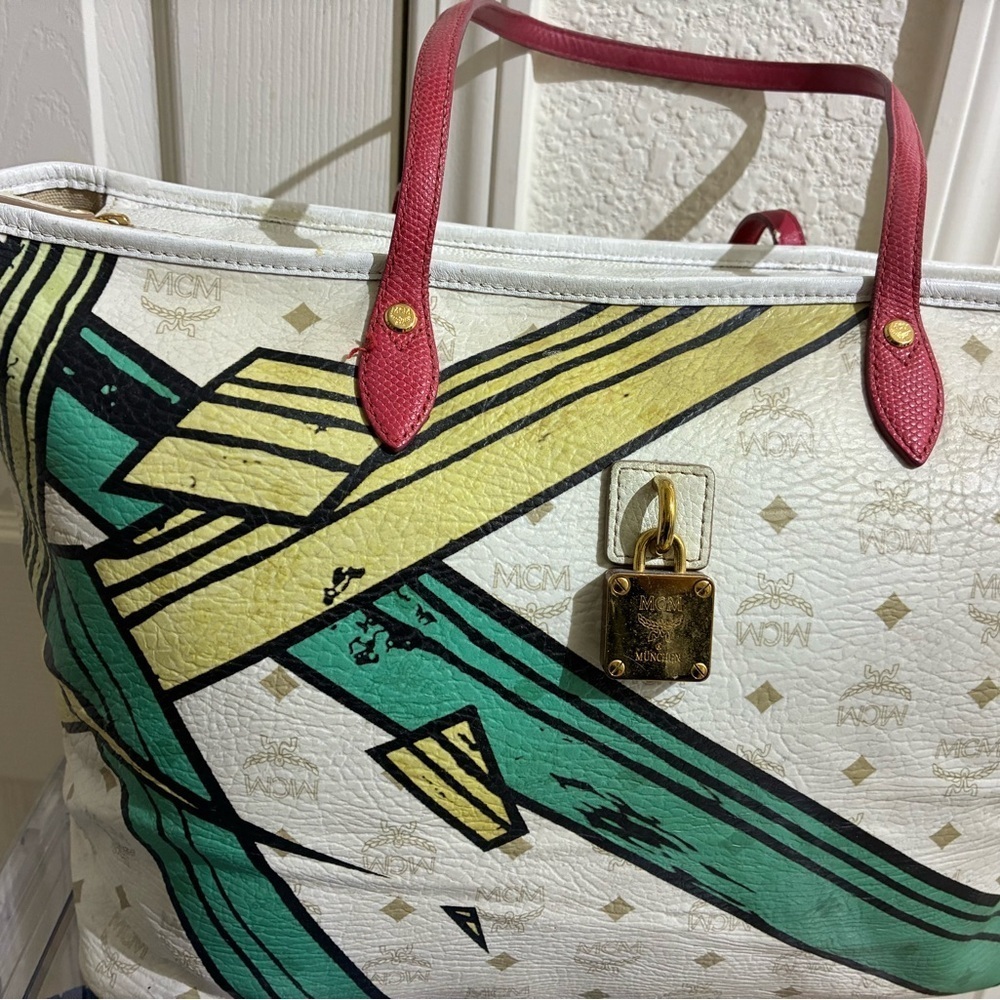 MCM White and Green Geometric Tote - Picture 2 of 10